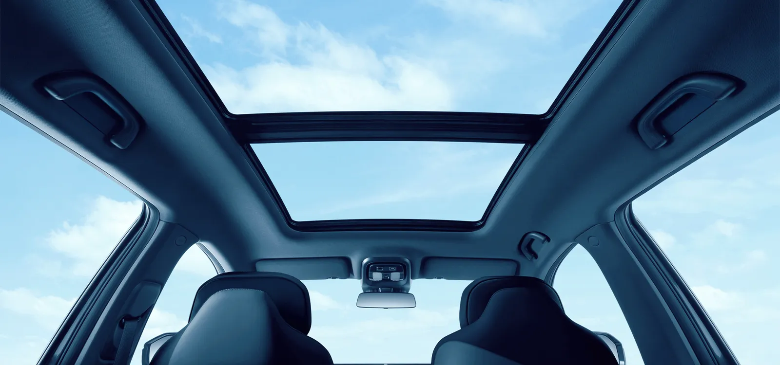 2026 Changan CS75 PLUS panoramic sunroof, seen from inside the cabin